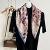 Spring New Simple, Fashionable and Elegant Line Printing Silk Wool Texture Skin-friendly and Soft 61 * 61cm Silk Scarf