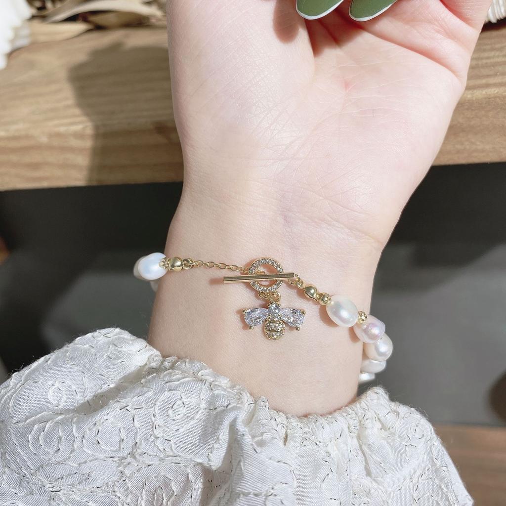 BLINGBY Women's Bracelet Baroque Pearl Bracelet Niche Vintage Style Premium Feeling Bee Pendant Light Luxury Zirconia String Girls Modern Jewelry Gift
