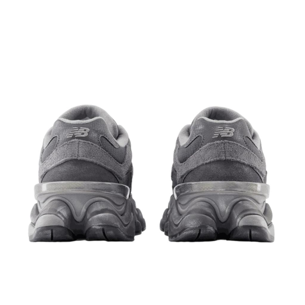 New Balance 9060 Magnet