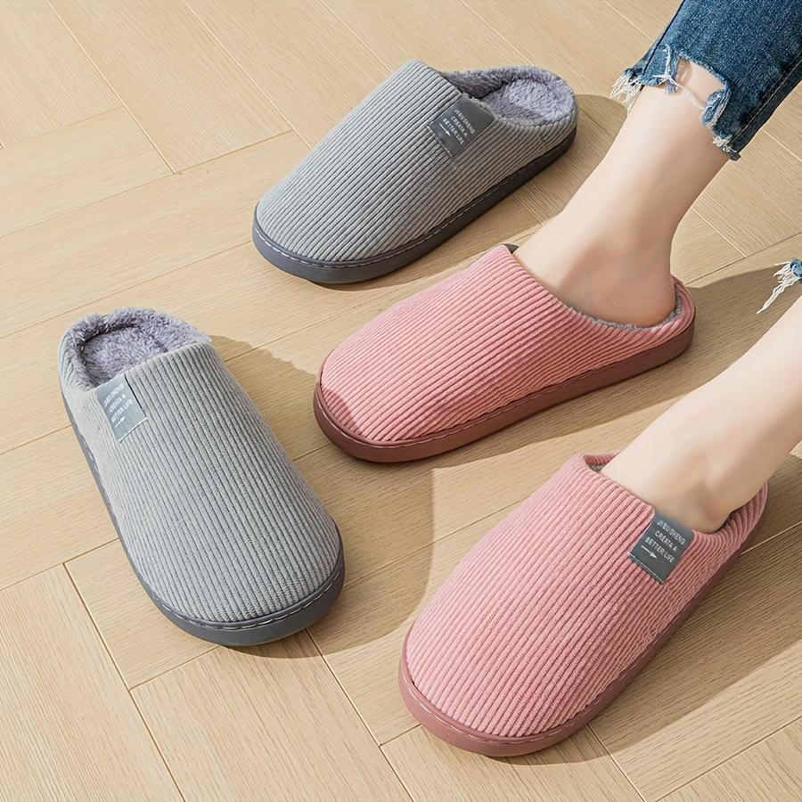 Cozy Plush-Lined Men's Indoor Slippers | Non-Slip, Warm | Fall/Winter | Home Shoes | Dark Blue Ribbed Texture with Soft Gray Interior