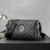 Sac à Bandoulière Homme Tendance Classique, Sac Messager, Petit Sac à Dos pour Commuter en Plein Air, Sacoche Coréenne Petite Version Décontractée.
