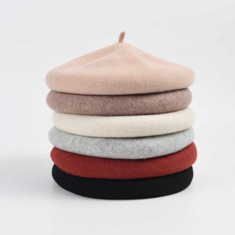 LALA Wool Beret Baker Hat (Wool Gloves and Pouch Included)