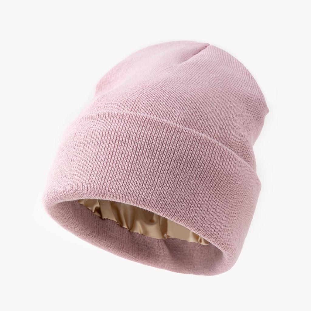 Set Căciulă Tricotată și Fular pentru Femei European-Americane de Iarnă - Cald, Rezistent la Frig cu Protecție pentru Urechi Design Pulover