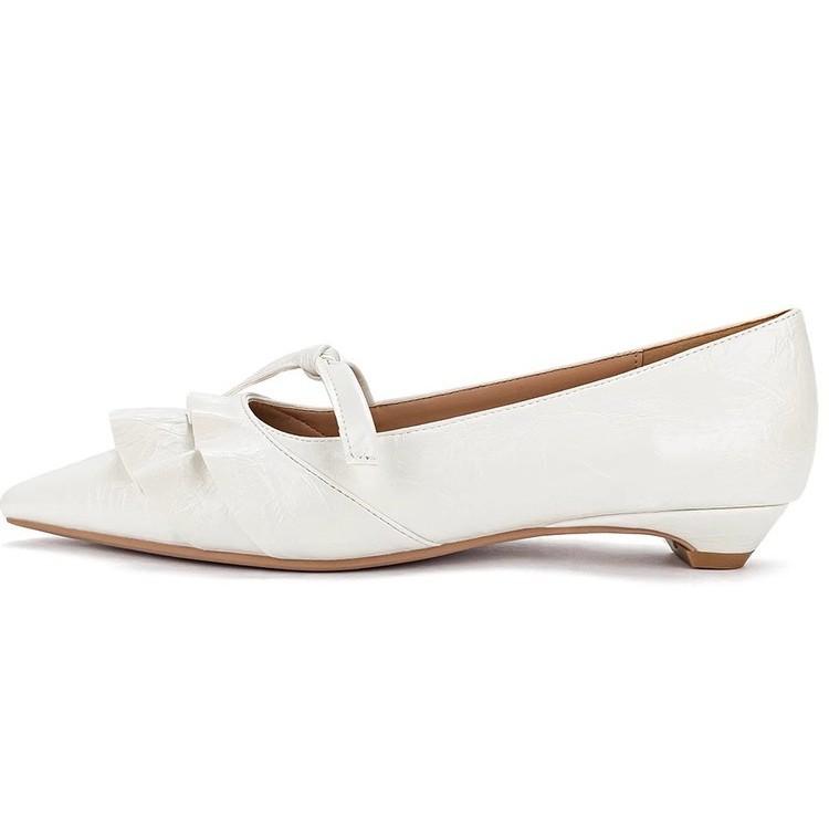 Women's Versatile Single Shoes Children's Low-heeled Breathable Flat-soled Pointed Shoes 2025 New Summer Shallow-mouth Ladyshoes One-word Belt