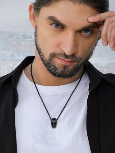 FaithHeart Men's Stainless Steel Skull Necklace, Punk Gothic Retro Jewelry, Halloween Christmas Gift with Box