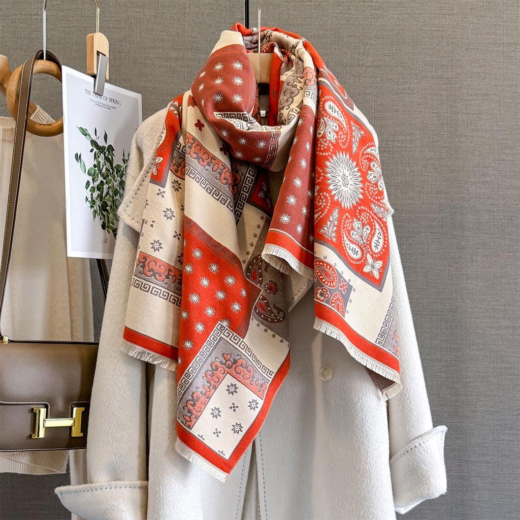 Autumn and winter new contrasting color splicing imitation cashmere scarf women's thickened warm cashew flower jacquard shawl versatile scarf