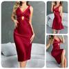 Camisón de Satén Profundo en V con Encaje Calado Multicolor Sexy Ajustado Ropa de Casa para Mujer 802 Atrevido Elegante Ropa de Dormir con Detalles Calados Favorecedores