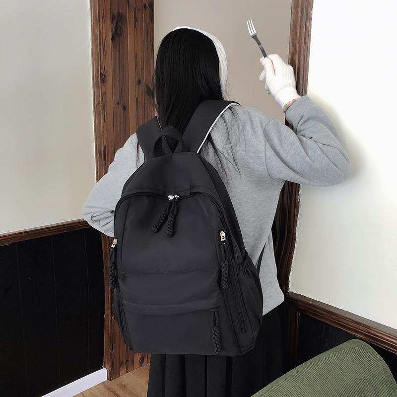 This Large-capacity Backpack Is Fashionable and Simple, Suitable for College Students