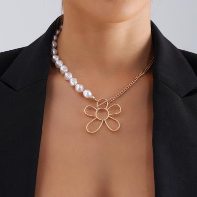 Jewelry Highlight Imitation Pearl Ccb Beaded Splicing Chain Necklace Female Geometric Hollow Flower Necklace