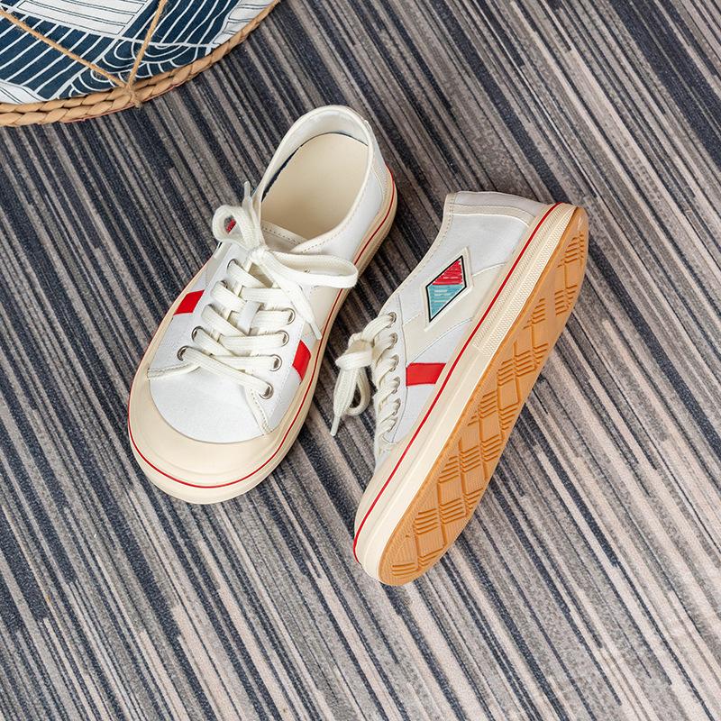 Retro Canvas Shoes Women's 2025 New Flat-bottomed Contrasting Color Splicing Casual Board Shoes Low-top Lace-up Breathable Little White Shoes