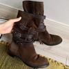 Miu Home Desert Boots 2025 New Vintage Straps Western Cowboy Boots Women's Brown Pile Boots Mid Tube Knight Boots