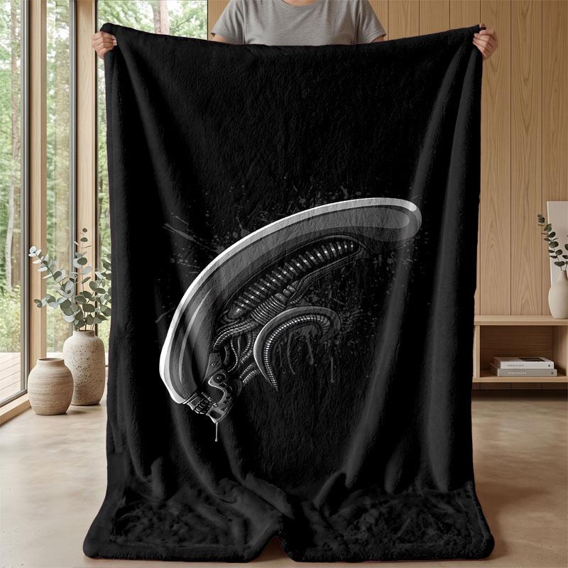 Soft Flannel Blanket Lightweight Cozy Bedroom Living Room CoverAlien Xenomorph