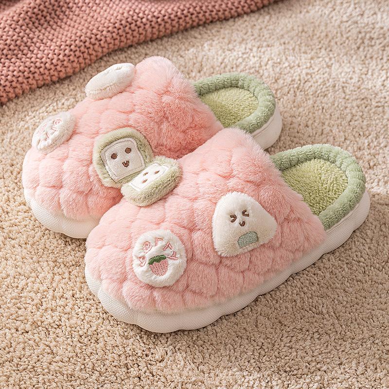 Cute plush slippers winter 2025 new home indoor warm plush cotton slippers non-slip soft bottom