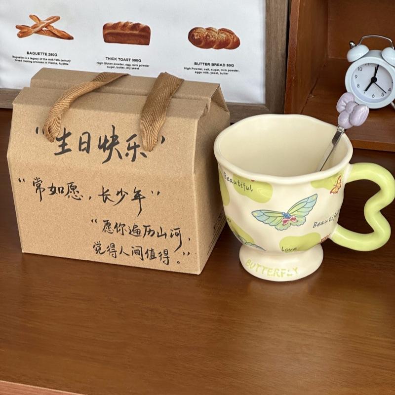 Ins styl prémiový motýlkový hrnek dárek k narozeninám pro dívky praktický keramický hrnek suvenýrový hrnek dárková krabička