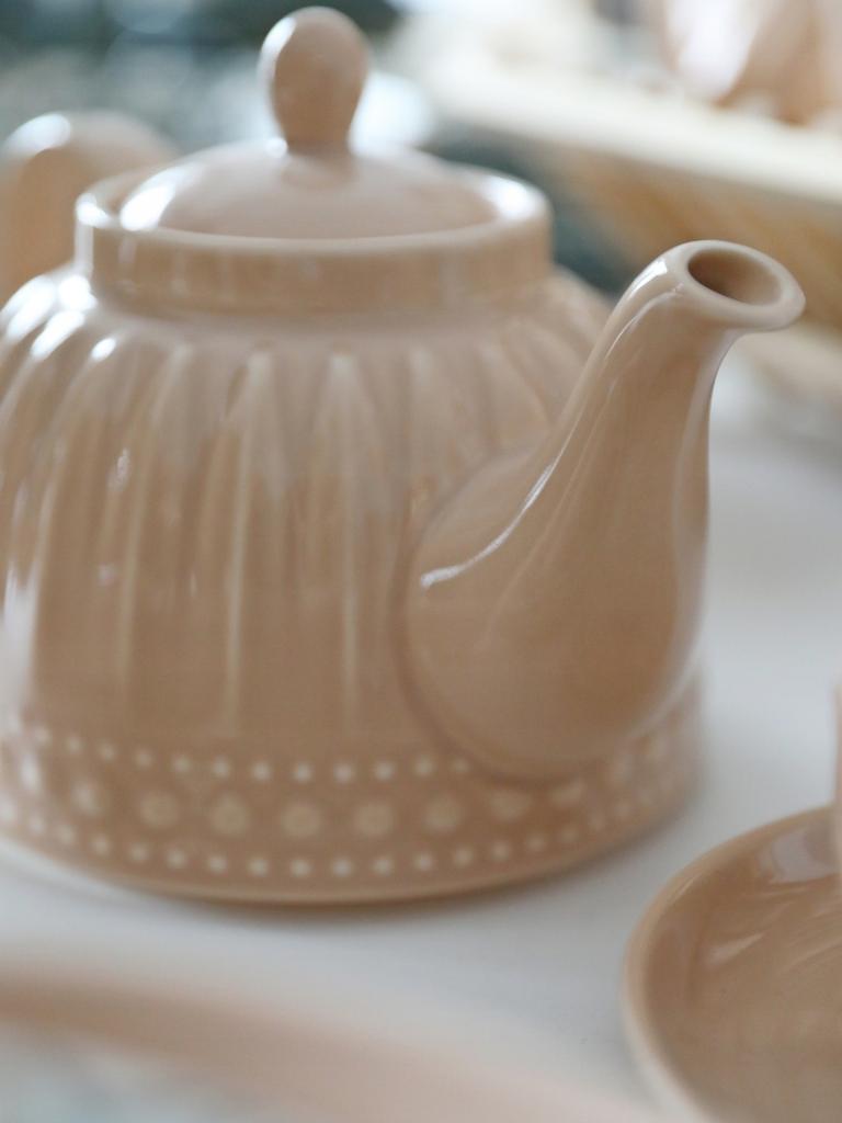 Ceramic Kettle Jug 1L For Hot Coffee And Tea, Mosaique Beige Line
