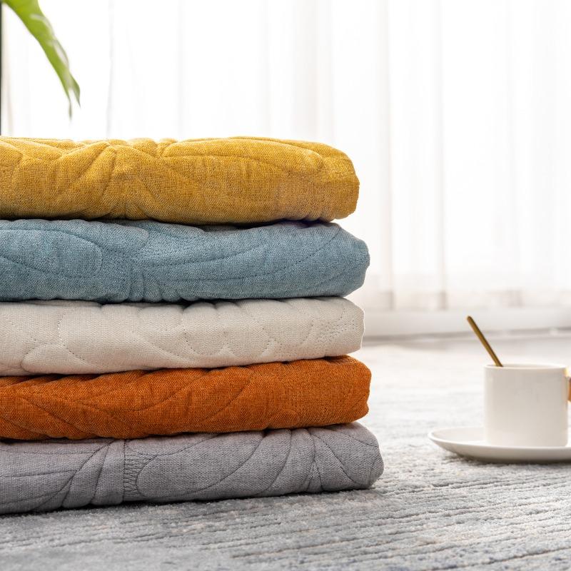 Thickened Chenille Banana Leaf Quilted Modern and Simple Seasonal Universal Anti Slip Sofa Cushion