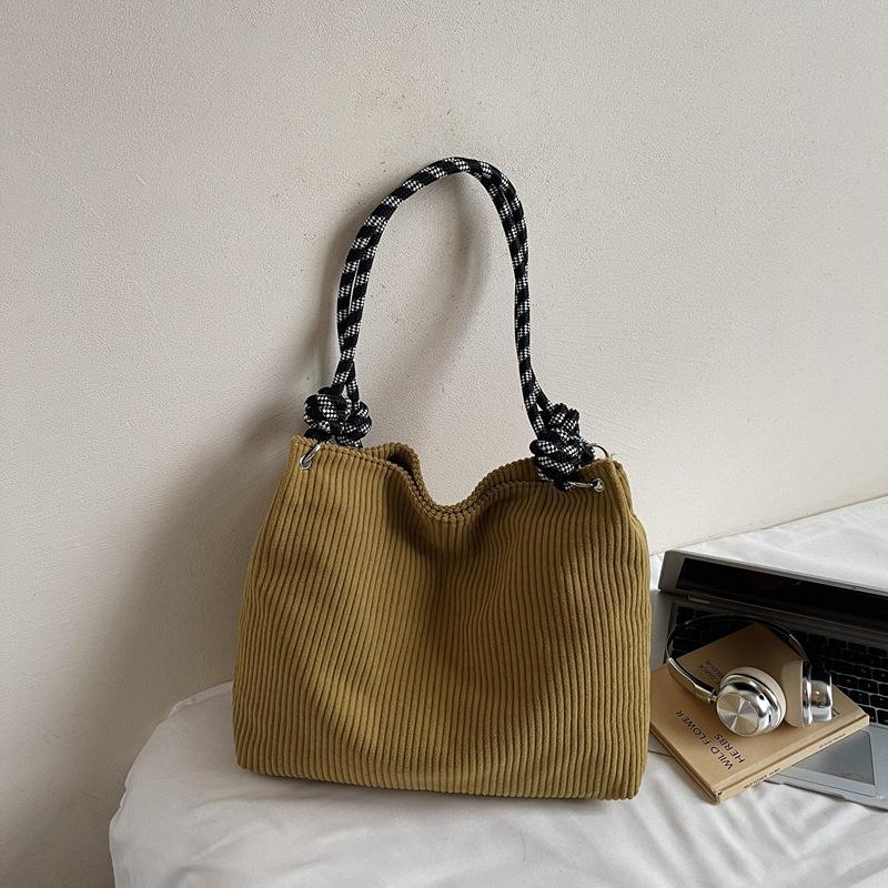 2025 Autumn New Casual Large-capacity Women's Shoulder Bag Popular Corduroy Fashion Simple Underarm Bag Trendy Bag