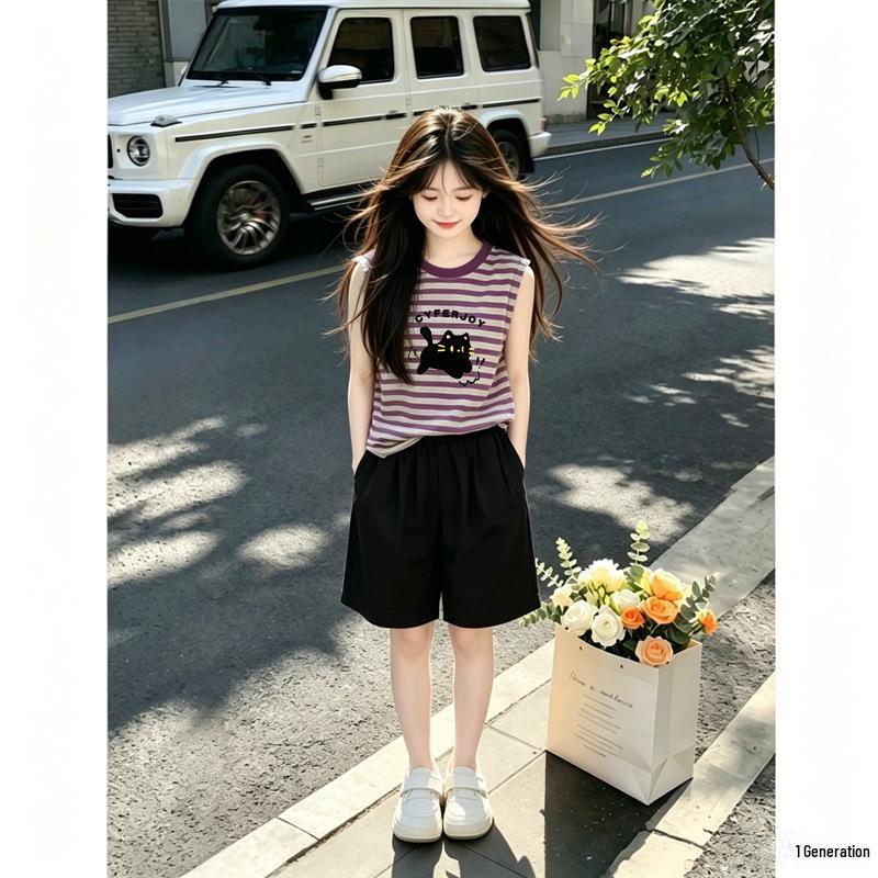 Korean-Style Girls' Striped Patchwork Tank Top Set - Summer Two-Piece Sleeveless Outfit for Medium and Older Children.