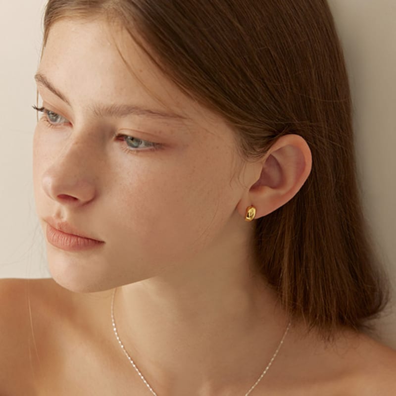 Lewe Round fit hoop earring