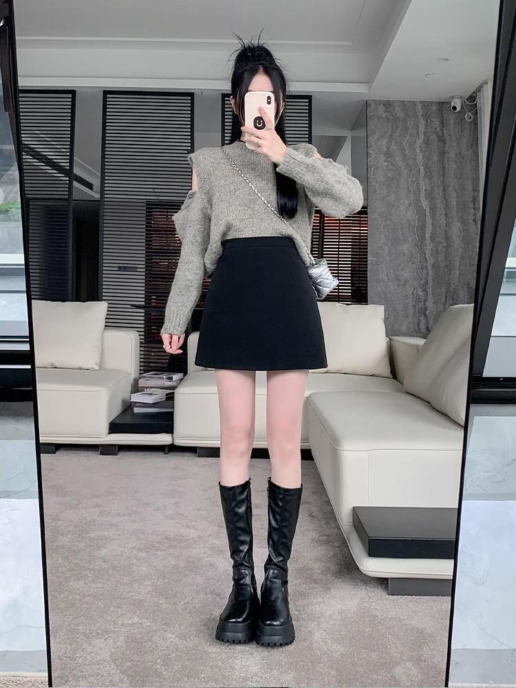 Women's High Waist Black Wool Mini Skirt - A-line, Plus Size, Hip-hugging, Versatile for Autumn/Winter 2025.