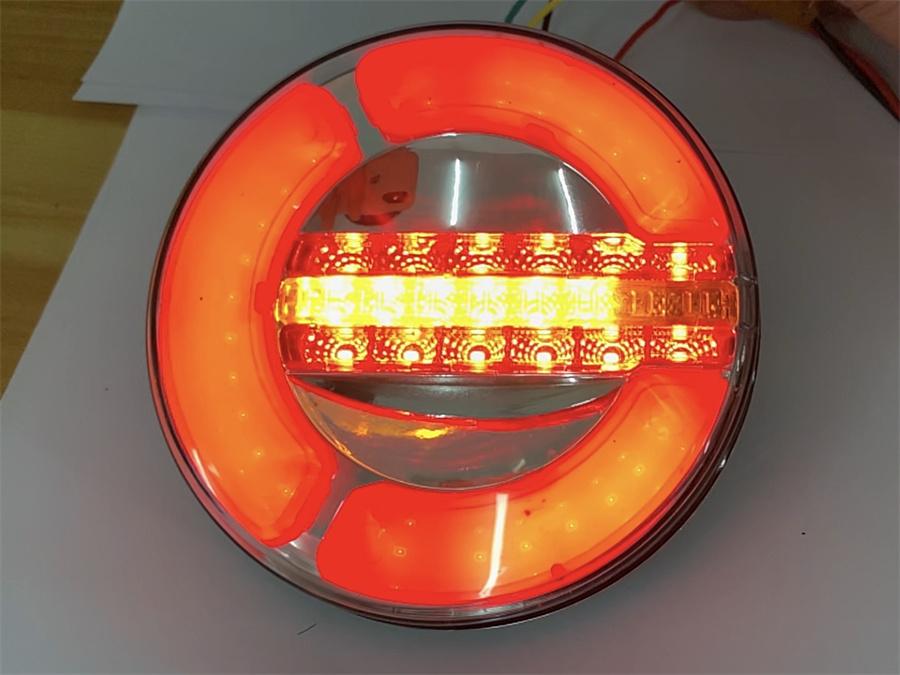 1Pcs  Waterproof Round Rear Truck Tail Light Universal for 12V 24V Vehicles