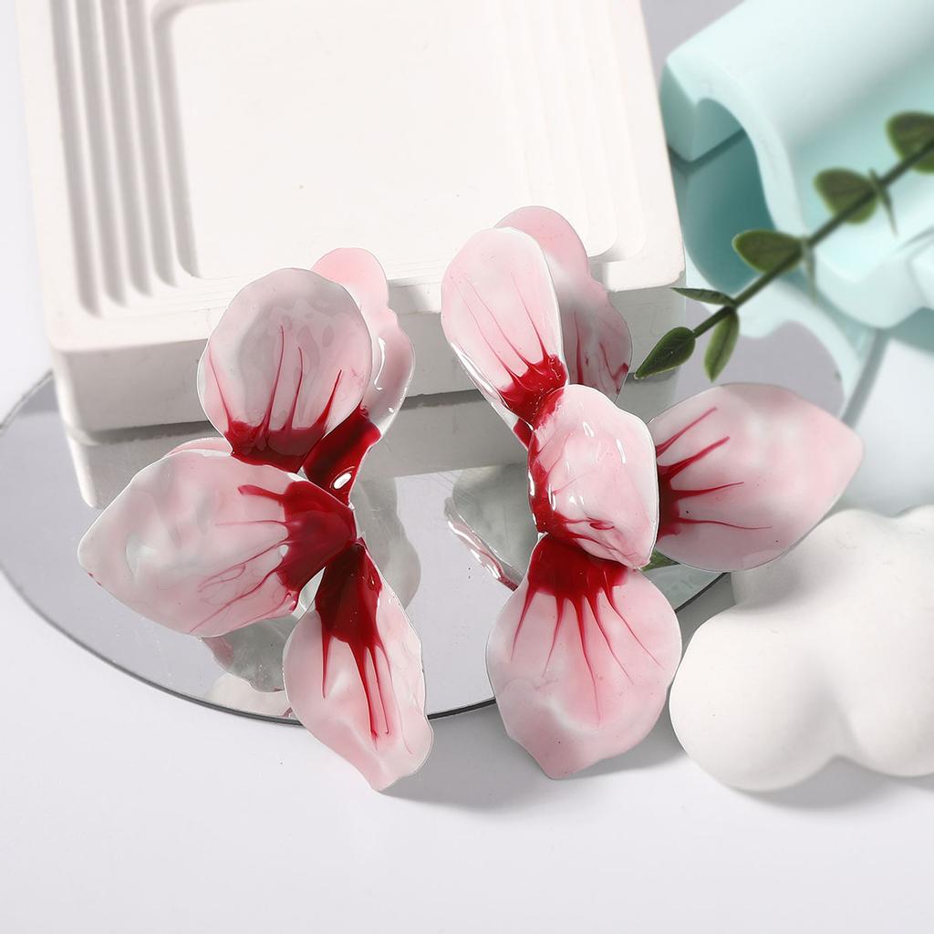 New exaggerated bohemian fashion style enamel dripping oil colored petals flower stud earrings atmospheric versatile