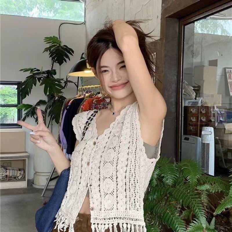 French Niche Design Hollowed-out Crocheted Knitted Waistcoat Vest for Women To Wear Outside In Summer Loose Tassel Sleeveless Spicy Girl Top