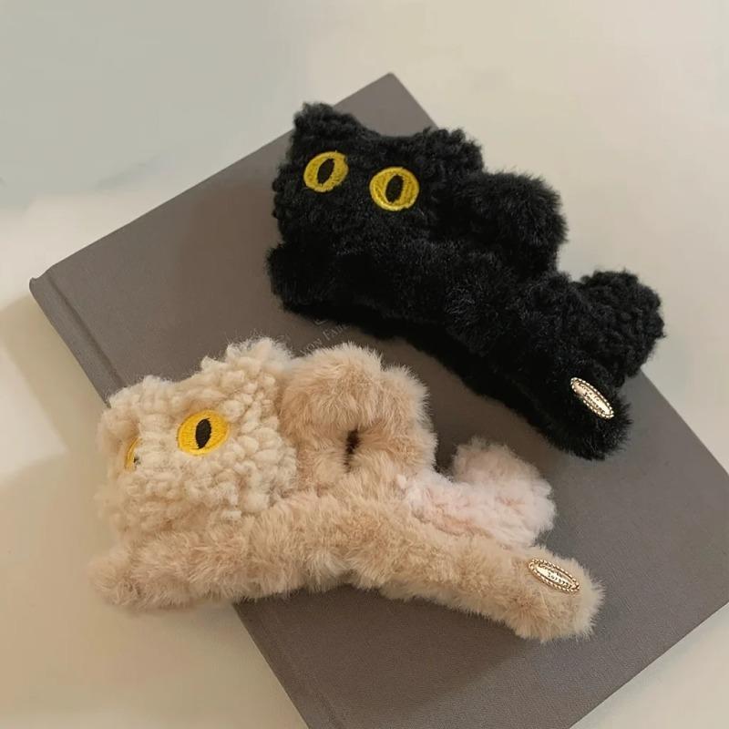 1pc/2pcs Autumn Winter Fashion Plush Cat Claw Clip Cute Cartoon Women's Shark Clip Super Cute Ponytail Bun Clip Hair Accessories