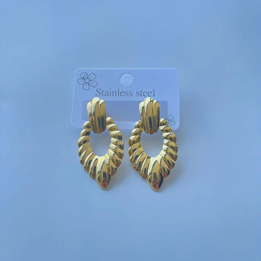 Multiple Styles Fashionable Trendy Exquisite Irregular-shaped Stud Earrings Versatile Jewelry Accessory For Women