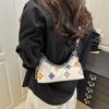 This Year's Popular Fashion Flower Baguette Bag, High-end Texture Niche Bag, Women's 2025 Popular New Messenger Bag