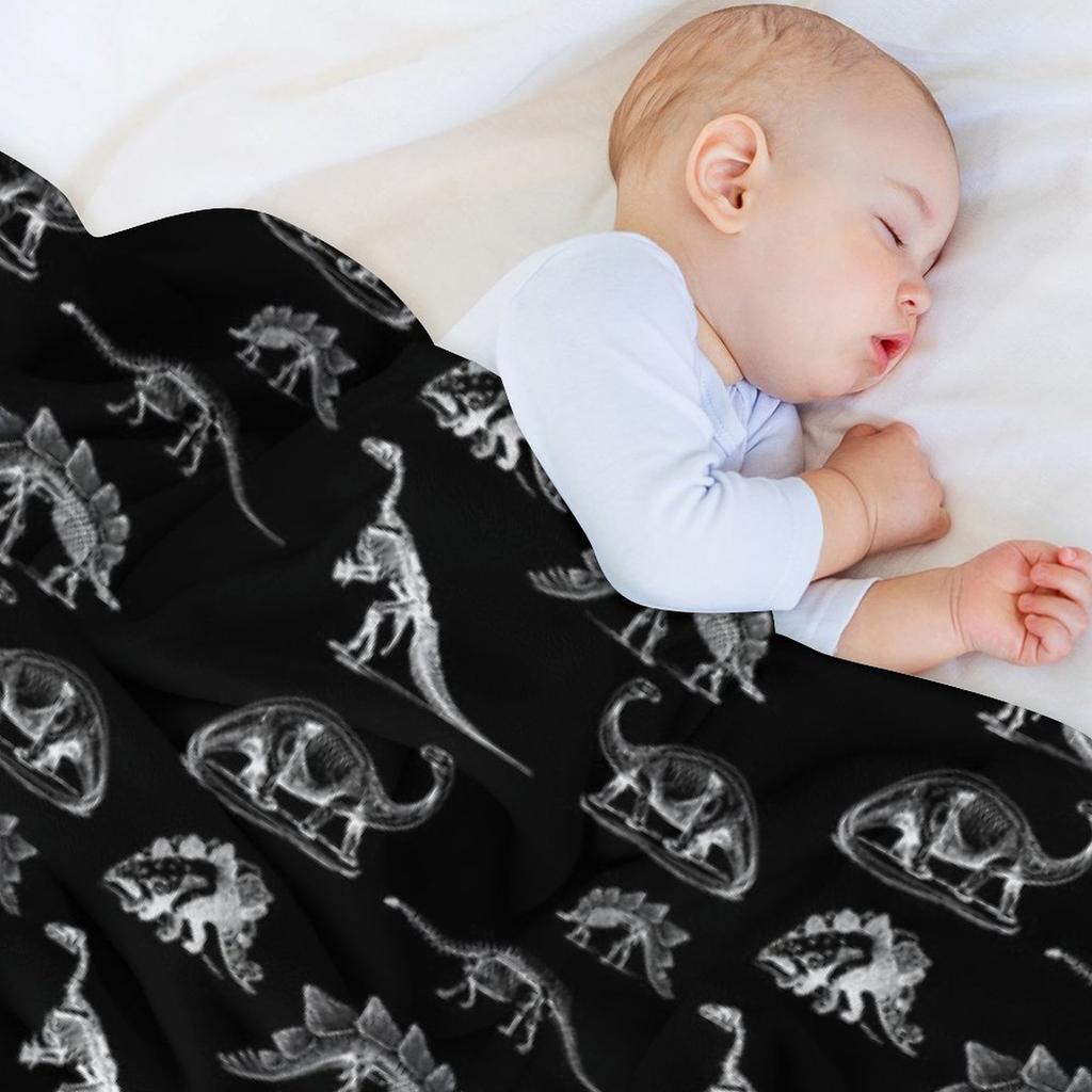 Vintage Museum Dinosaurs and Skeletons X-Rays On Black Throw Blanket Nap Manga Thermals For Travel Sofa Throw Blankets