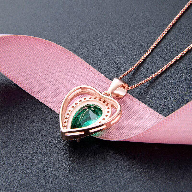 Tancise Colier elegant din argint 925 cu pandantiv cu zircon de smarald în formă de inimă Bijuterii pentru femei Petrecere de nuntă