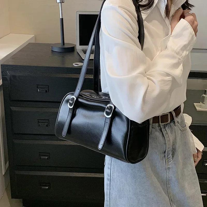 Green Commuter Shoulder Bags for Women  Luxury Designer Handbags Pure Color Causal Bag Big Capacity Pillow Underarm Bag
