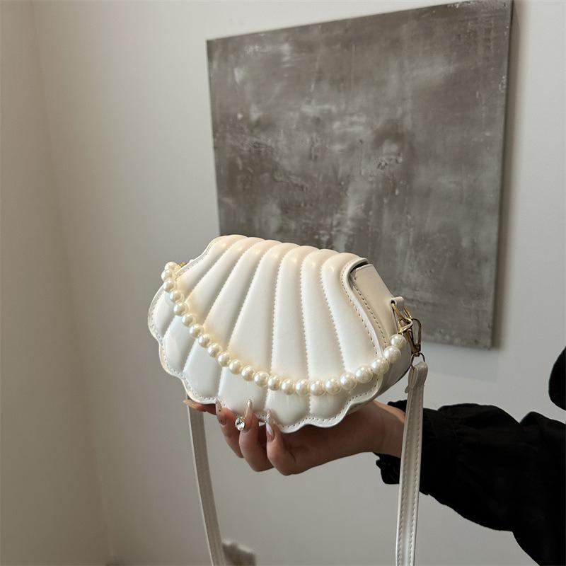 Korean-style Chic Single-shoulder Bag, Niche Trend Shell Bag, Fashiable and Simple Crossbody Bag 2026 Summer New Bag for Women