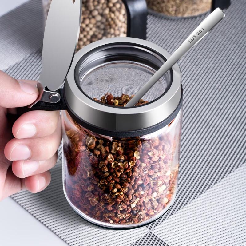 Newair 9-Piece Glass Oil & Seasoning Set