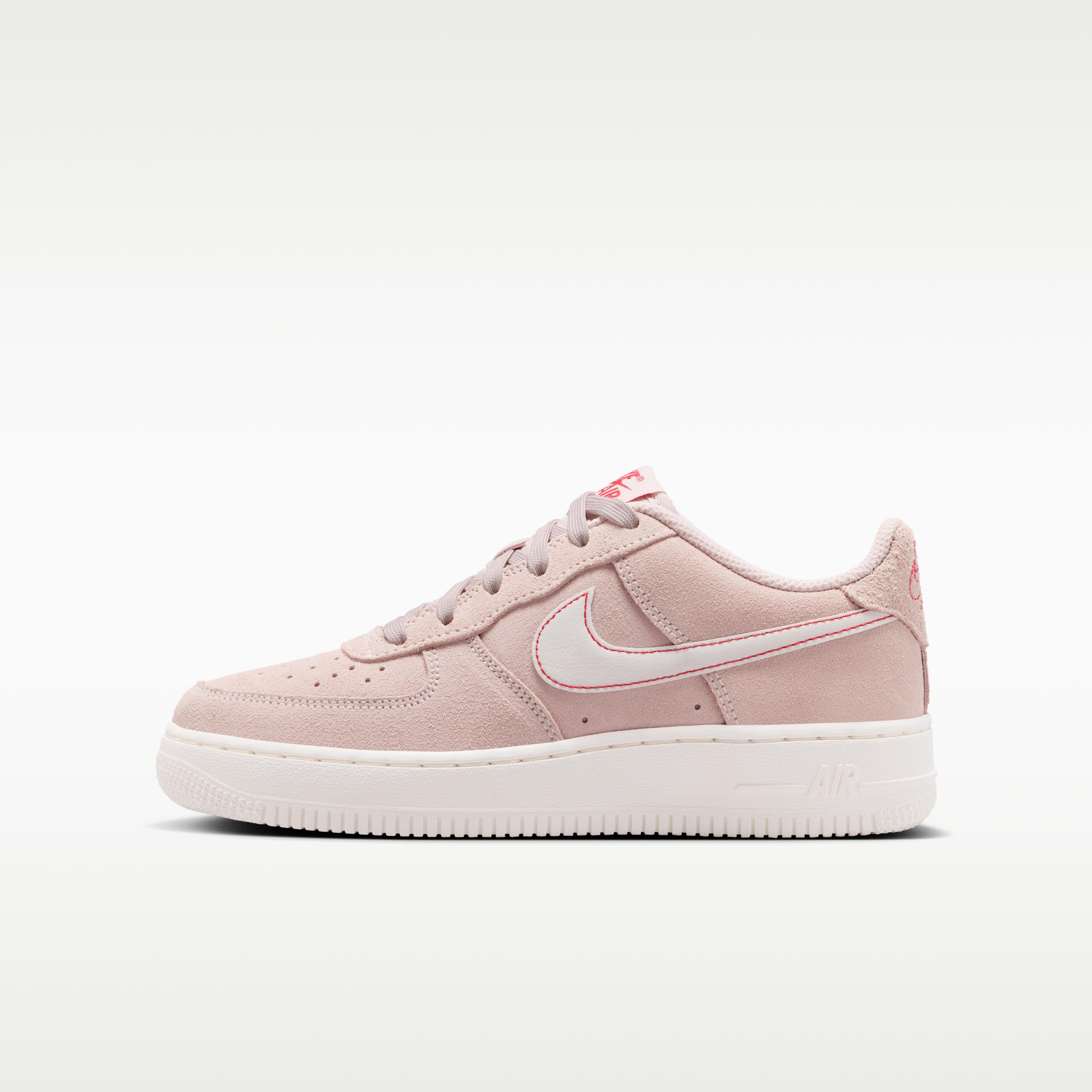 Nike Air Force 1 Low LV8 Silt Red University Red Sail (GS) 39