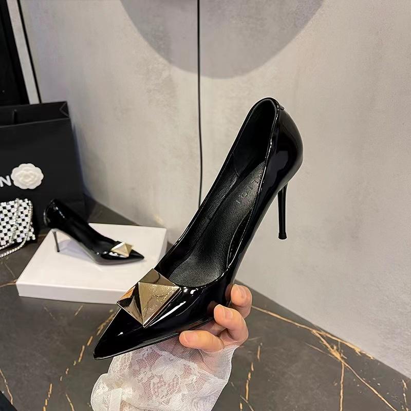 Luxurious French Pointed-Toe High Heels For Women 2026 New Square-Buckle Fashionable And Sexy Slim Single Shoes