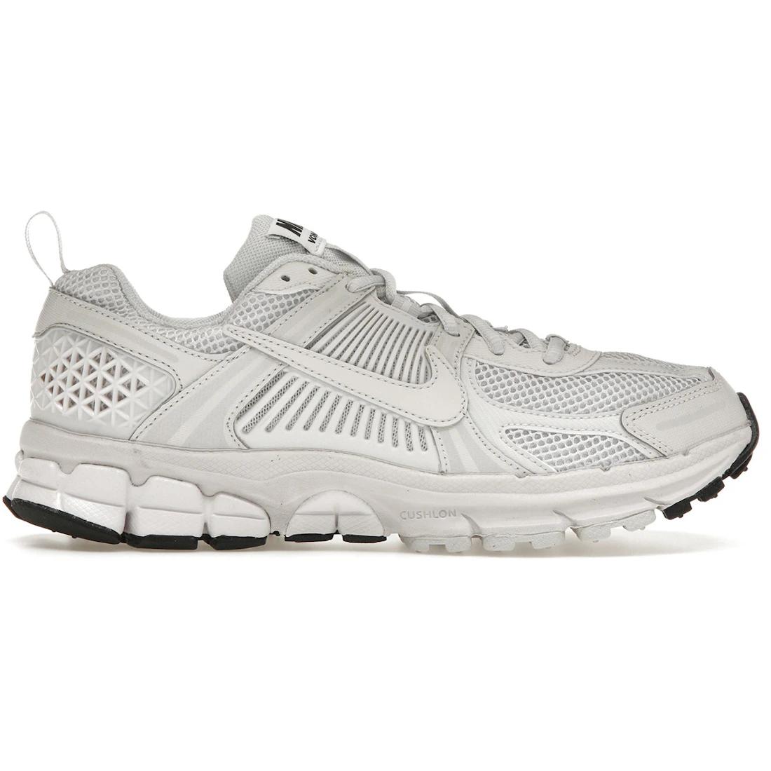 

Sneaker Nike Zoom Vomero 5 White Vast Grey (GS)(HF6998-100) 35.5