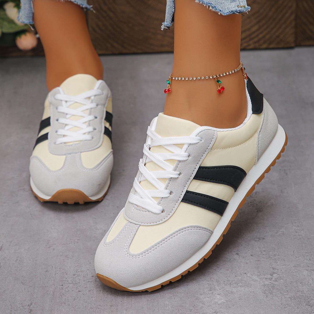 

Большие размеры спортивного стиля повседневные одинарные туфли 2025 года весна и осень новые модные трендовые туфли Forrest Gump легкие женские туфли для моральной тренировки 43 белый