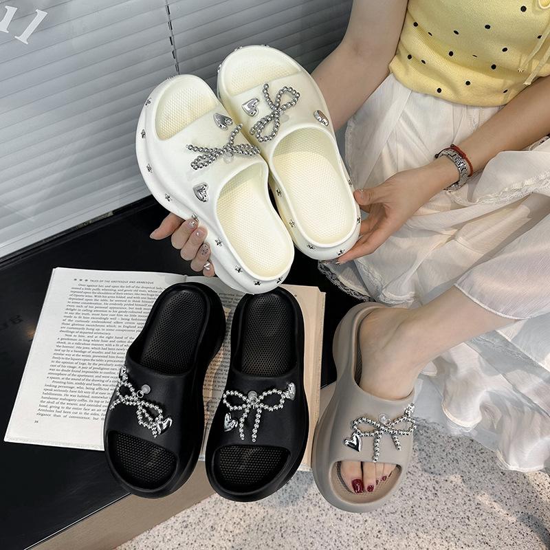 Versatile Height Increase In Summer 2025 One-word Drag Women Wear Thick-bottomed New Star Beach Drag Casual Non-slip Muffin