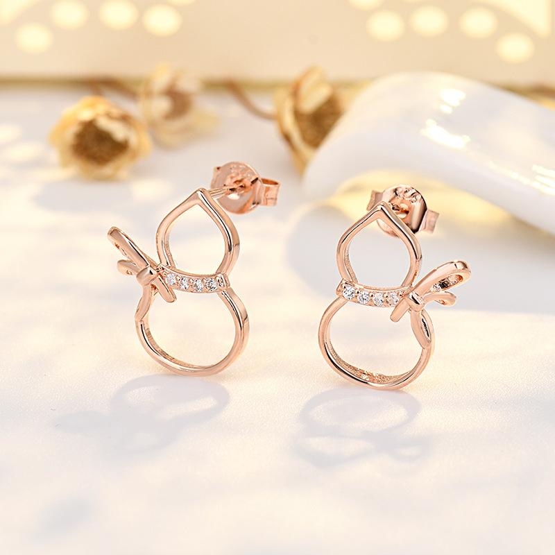 

New Product Simple and Versatile Small Gourd Earrings Exquisite Fresh Sweet Niche Design Micro-inlaid Earrings