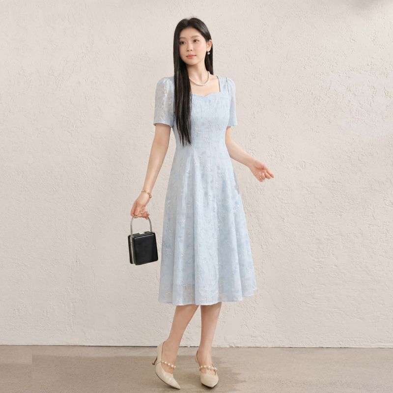 

Xihuan Plus Size Women s Clothing 2026 Spring Age-Reducing Fashion Floral Dress for Plus Size Women, Slimming Design Square Neck Dress Blue M