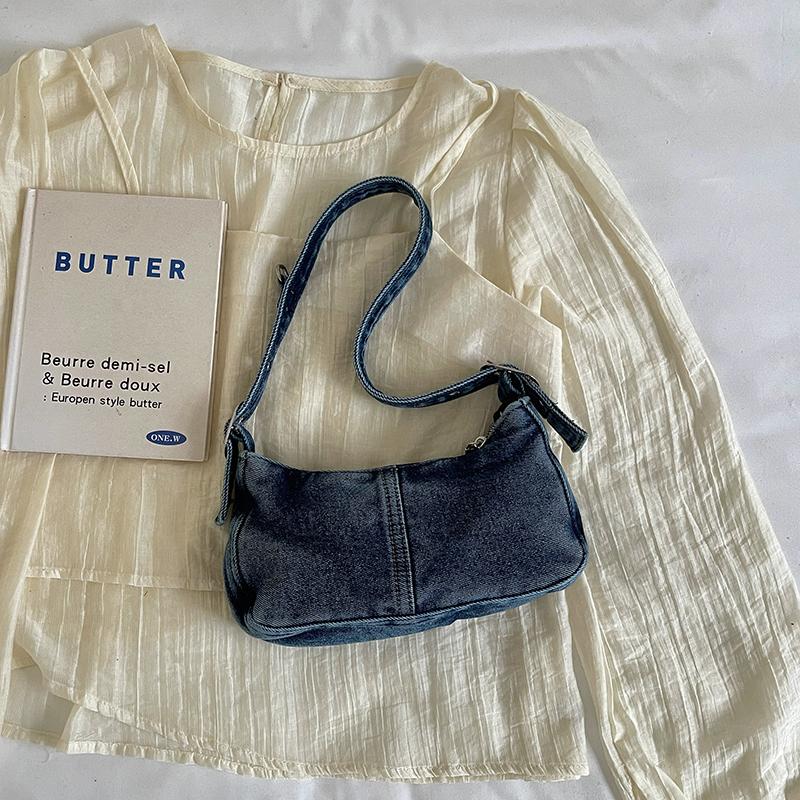 Y2K Washed Denim Shoulder Bag with Buckle Detail Zipper Closure Casual Underarm Purse for Daily Use