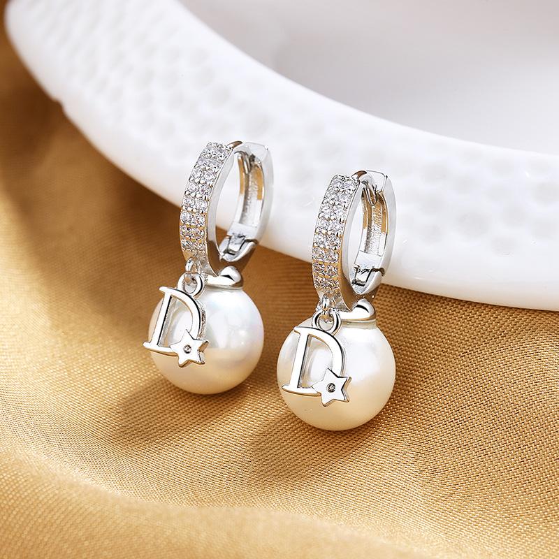New 925 Sterling Silver AAA Zircon Stud Earrings For Women Fashion Exquisite Student Girlfriend Jewelry Accessories Heart GiftGood Product