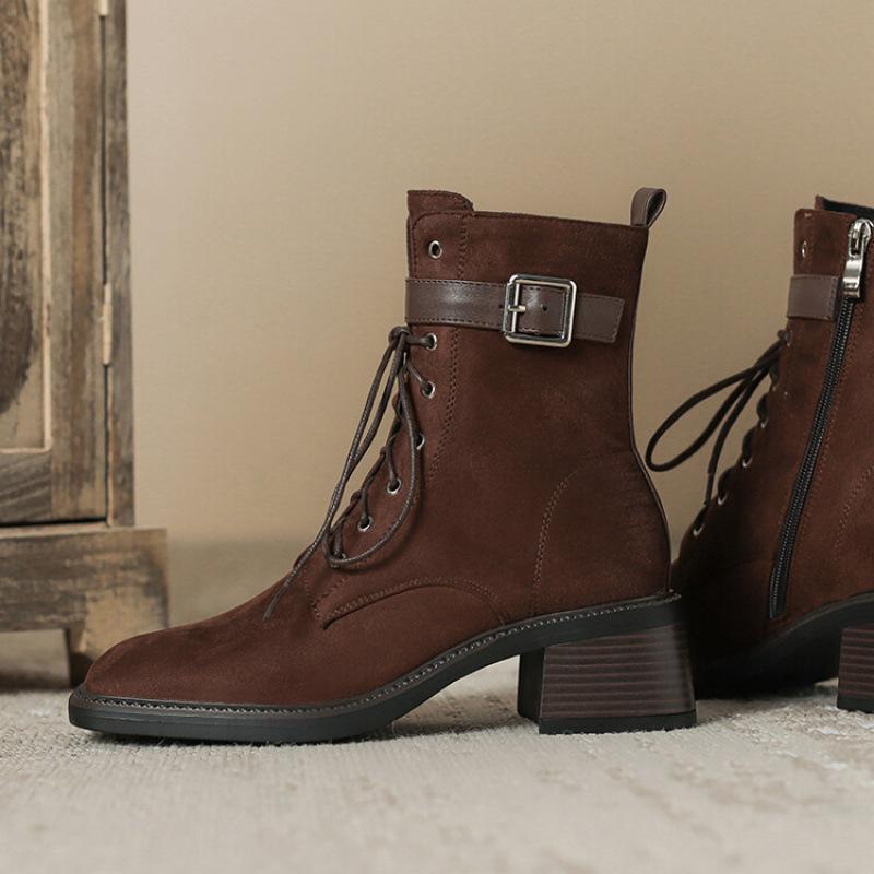 Autumn and Winter Women's Martin Boots Thick-soled Non-slip Large-size Side Zipper Women's Boots Korean Version of the New Medium-heeled Medium Boot