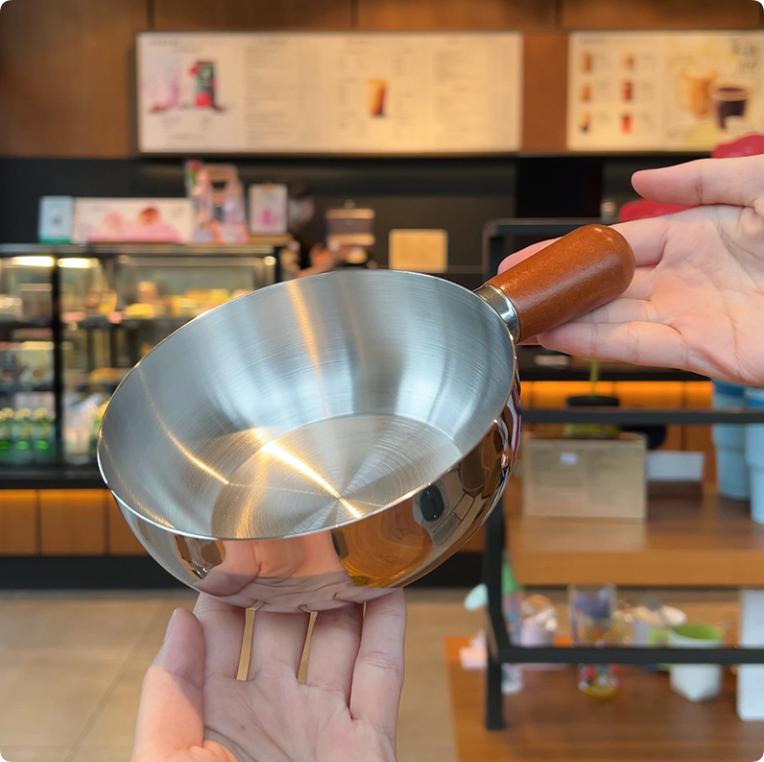 

1Pcs Stainless Steel Oil Pot Wooden Mini Soup Milk Pots Thicken Small Saucepan Cooking Tools Kitchen Accessories A5