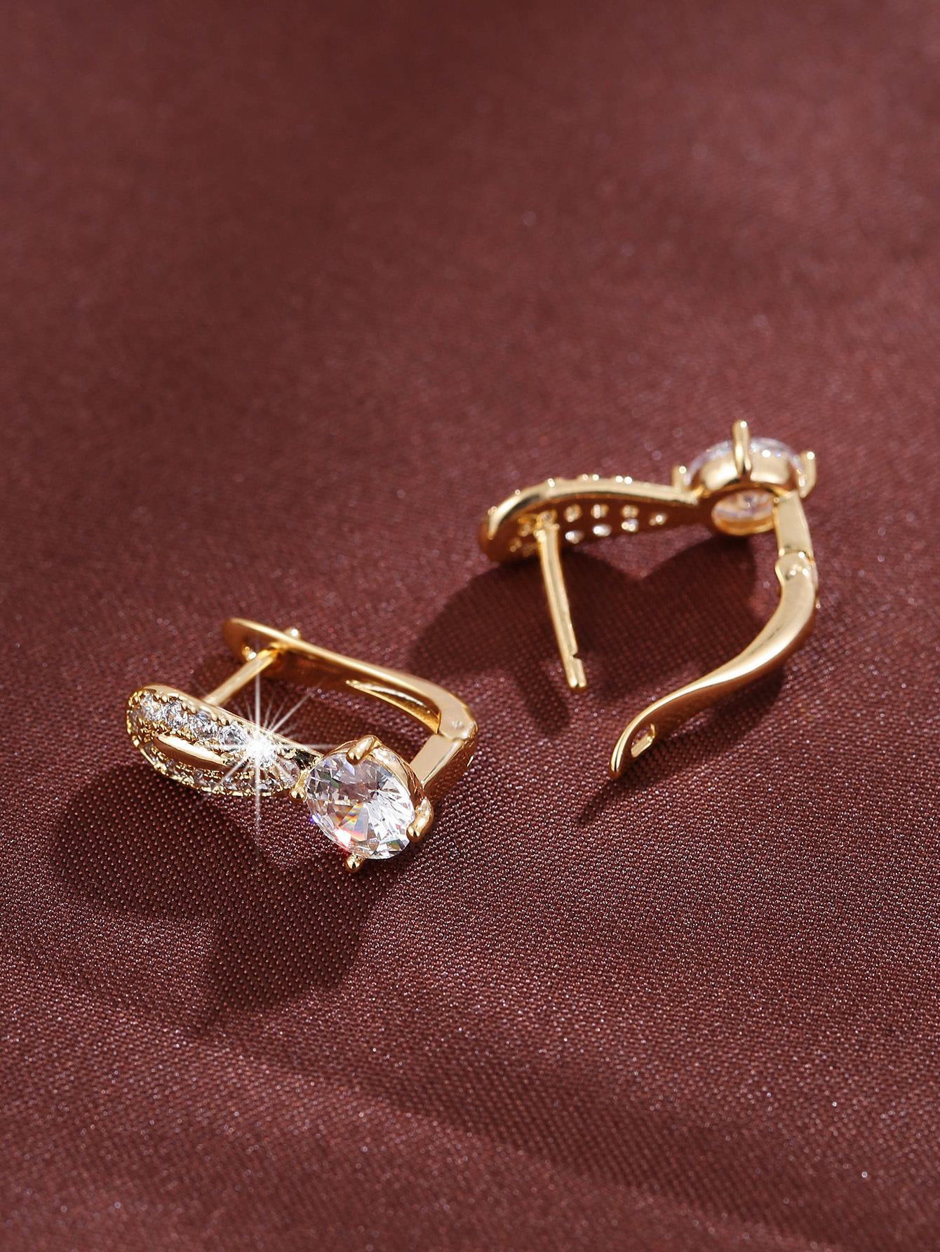 Vintage Palace Long Drop Earrings Fashionable Luxury Zircon Inlaid Niche Design Earrings золотой