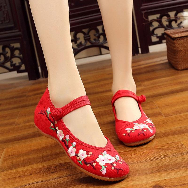 Certainly Are 10 Descriptive Keywordrich Titles For The Women Vintage Chinese Traditional Plum Blossom Canvas Embroidery Flat Loafers Each Over 70