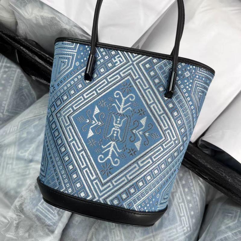 Large capacity bag women's summer new high-end textured shoulder bag versatile commuter underarm bag