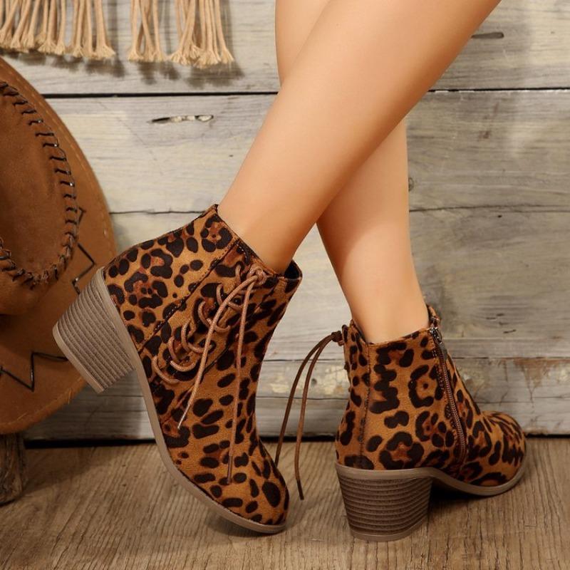 

Модные ботинки большого размера с леопардовым принтом и боковыми ремешками, новые короткие женские ботинки на осень и зиму, универсальные для выхода в свет 42 цветной печати леопарда